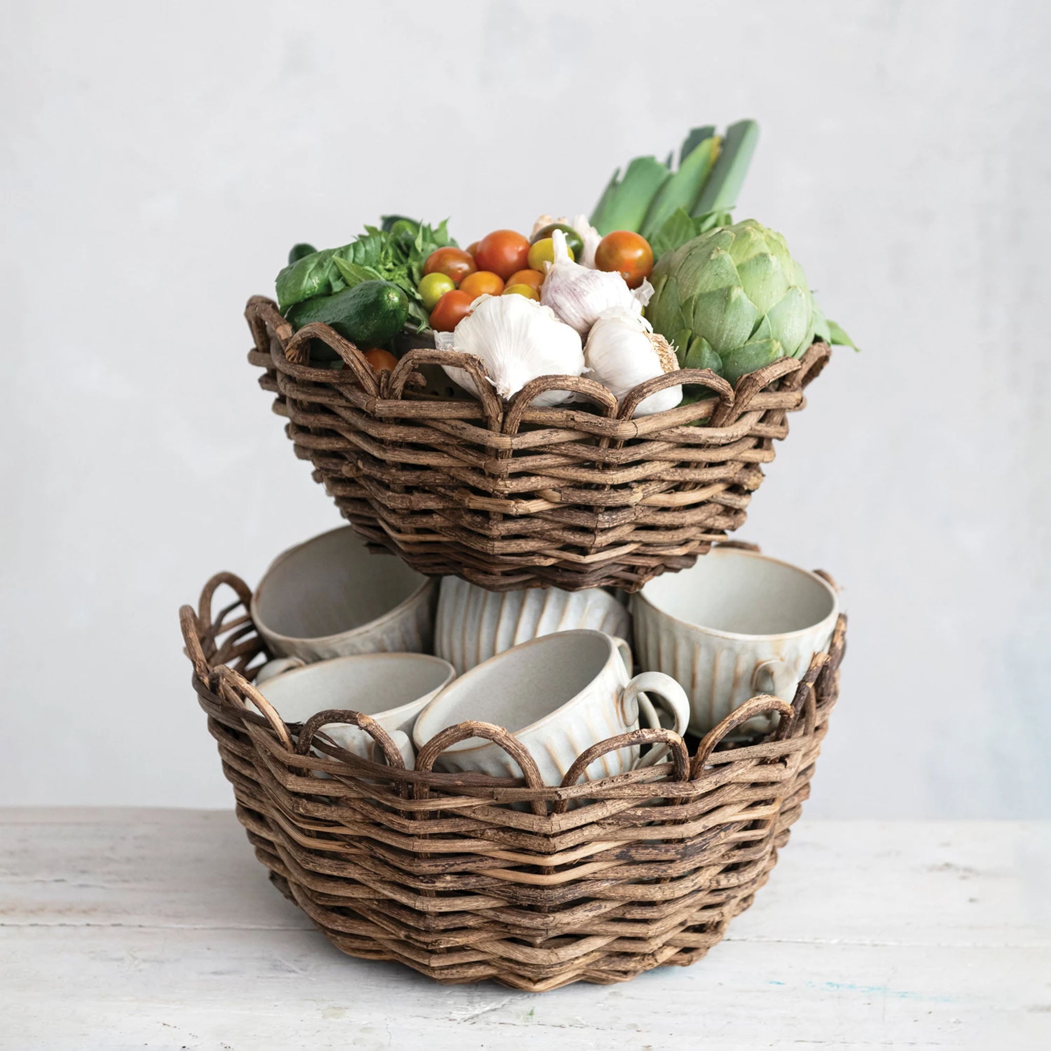 Scalloped Edge Woven Vine Basket