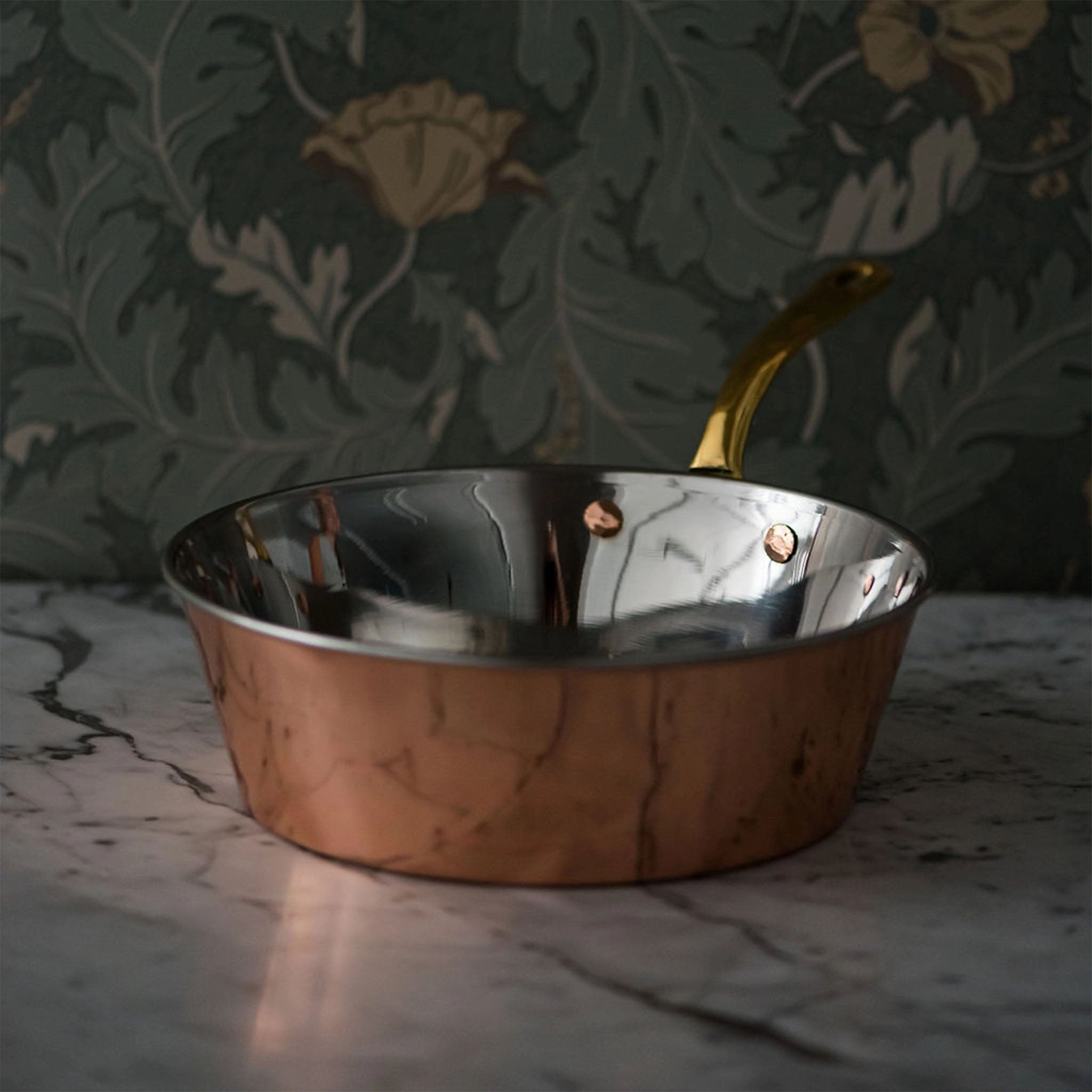 Heirloom Copper Windsor Warming Pan - Addison West 